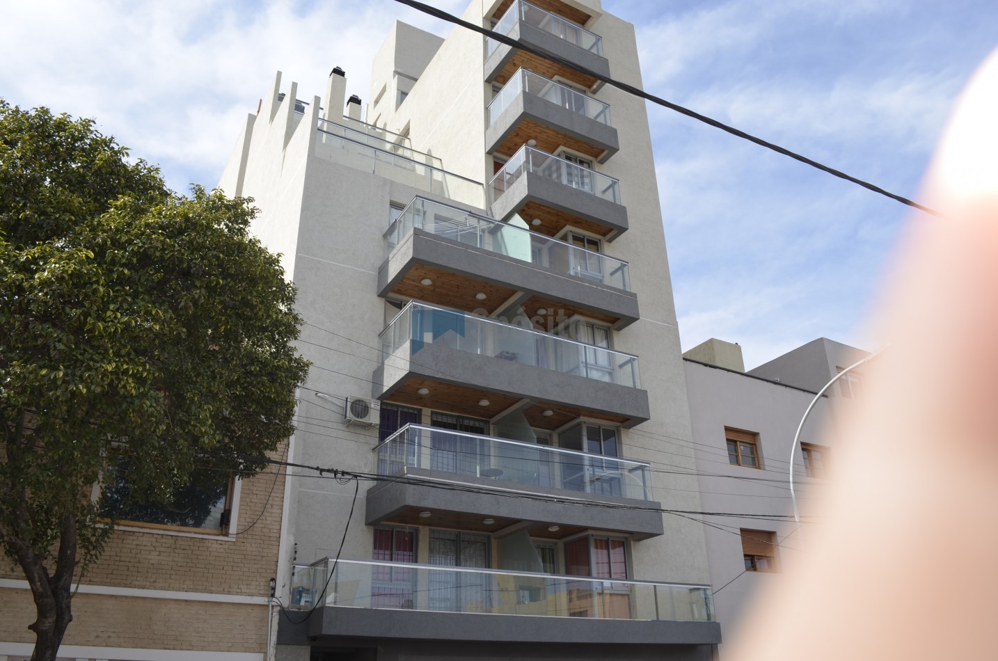 Departamento Dos Dormitorios Y Dos Baños A Metros De Plaza Jeronimo Del Barco