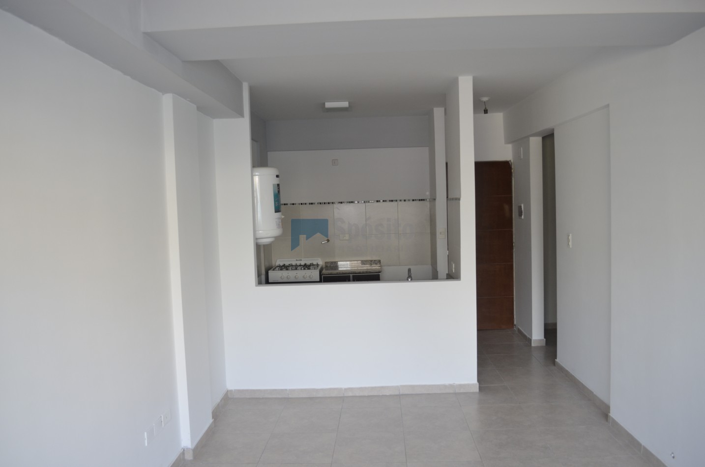 Departamento Dos Dormitorios Y Dos Baños A Metros De Plaza Jeronimo Del Barco