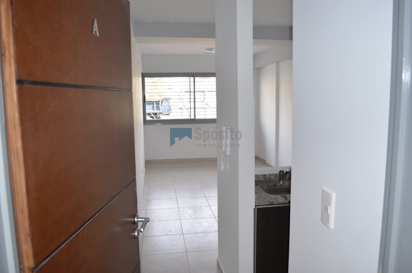 Departamento Dos Dormitorios Y Dos Baños A Metros De Plaza Jeronimo Del Barco