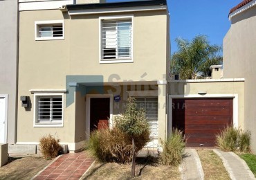 Esplendido Duplex en barrio Solares de Santa Maria II